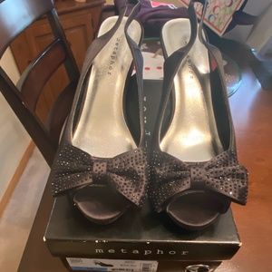 Women Black Bow Heels